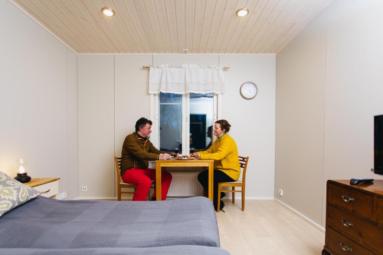 Labbnaes Semesterhem, Radhuset Кимиёнсаари Экстерьер фото