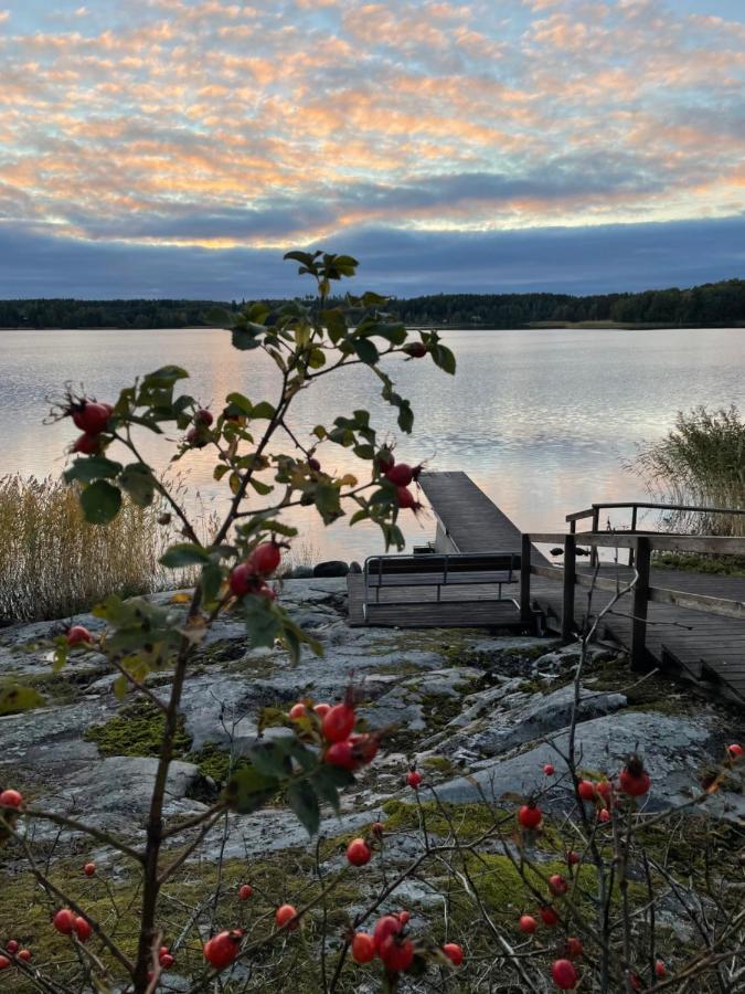 Labbnaes Semesterhem, Radhuset Кимиёнсаари Экстерьер фото